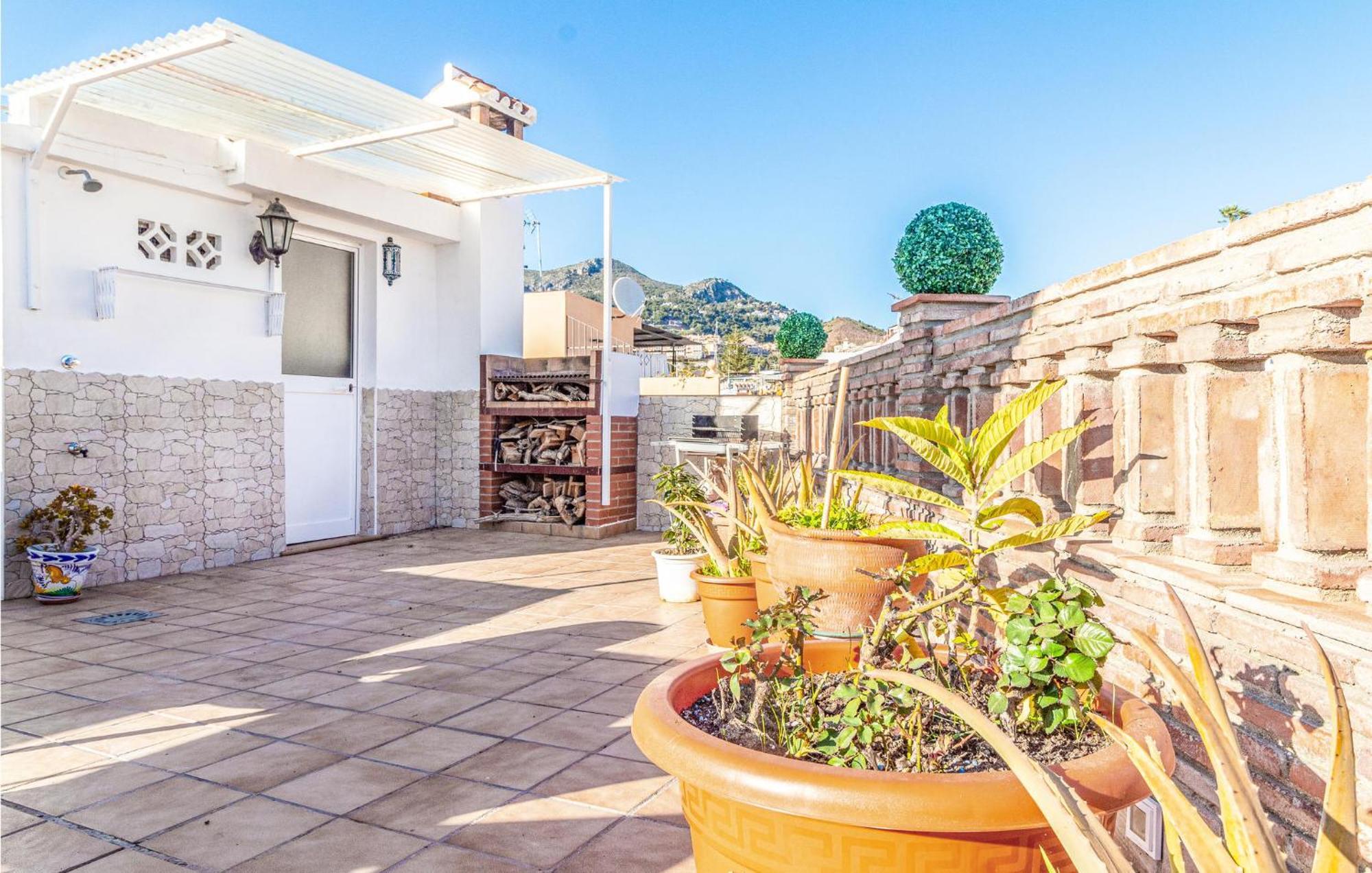 Stunning Home In Mlaga With 2 Bedrooms And Wifi Málaga Eksteriør bilde